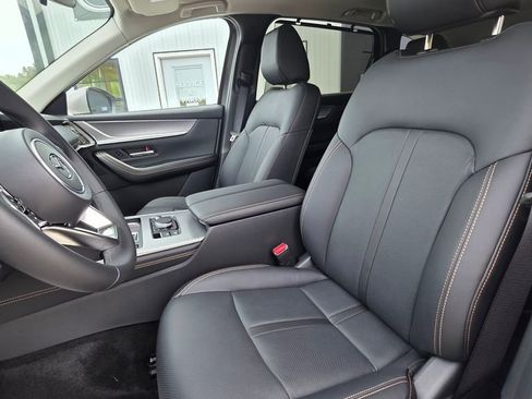 New 2025 MAZDA CX-90 Plug-In Hybrid w/ Preferred image 11