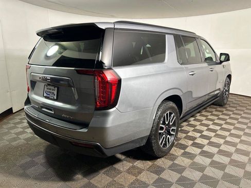 Used 2023 GMC Yukon XL AT4 w/ AT4 Premium Plus Package AWD/4WD image 19