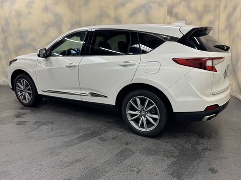 Used 2023 Acura RDX AWD w/ Technology Package image 4