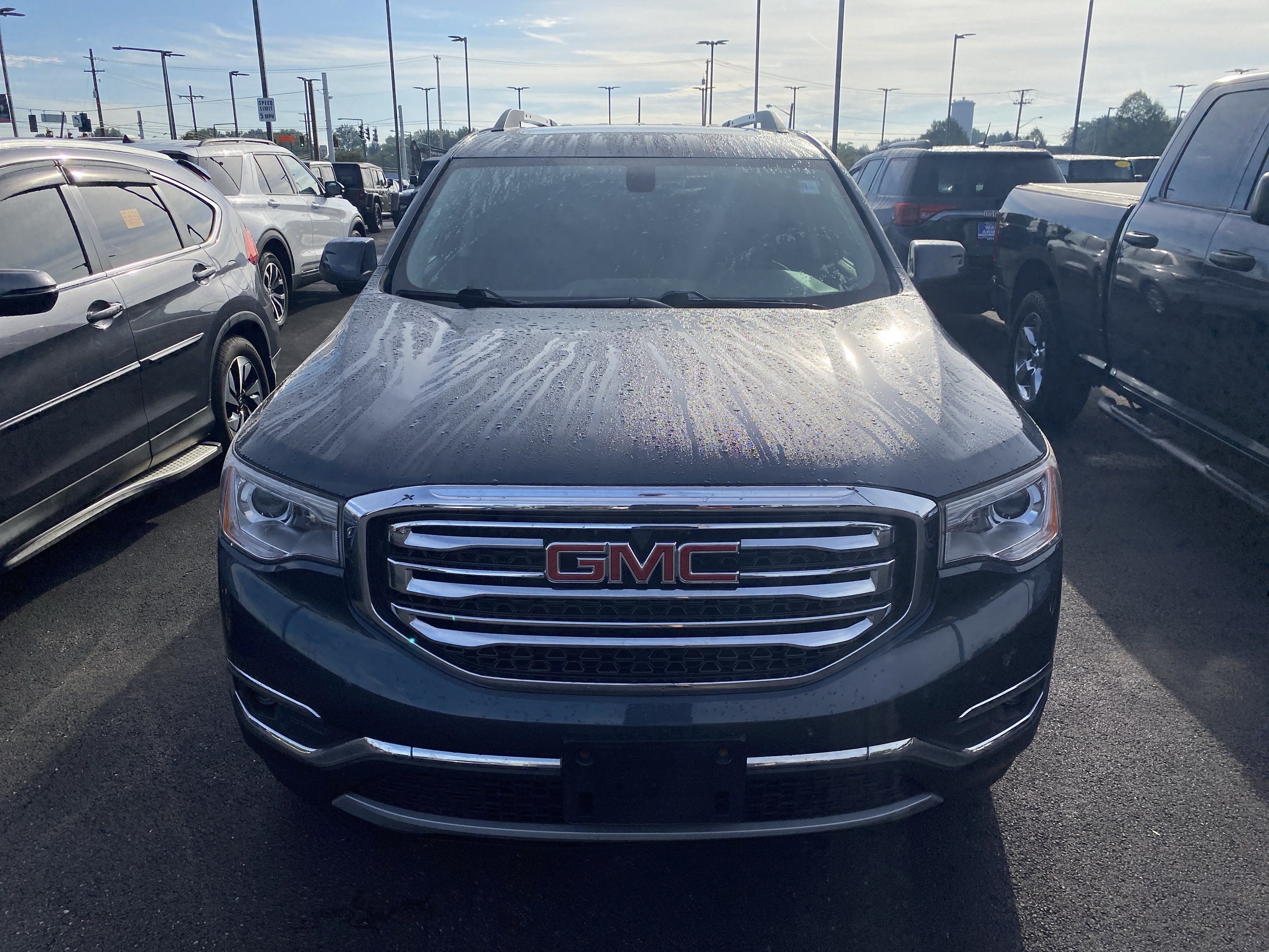 Used 2019 GMC Acadia SLE w/ Driver Alert Package I AWD/4WD image 5