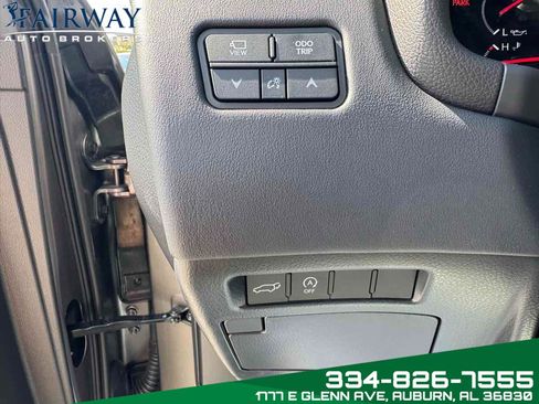 Used 2023 Lexus LX 600 F Sport image 17