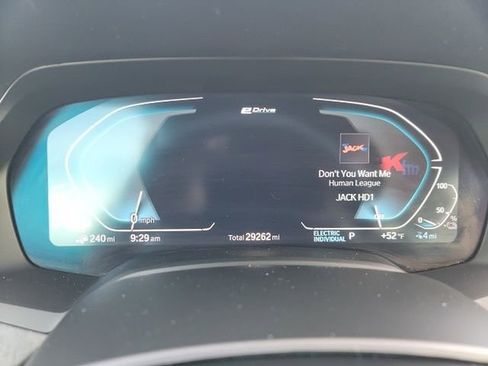 Used 2022 BMW X5 xDrive45e w/ Luxury Seating Package image 13