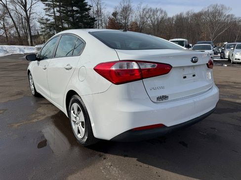 Used 2016 Kia Forte LX image 3