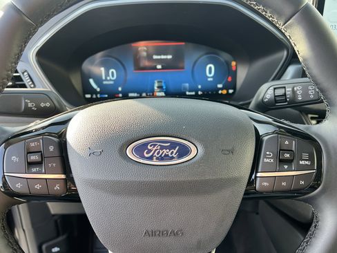 Used 2025 Ford Escape Active w/ Active Premium Tech Pack image 26