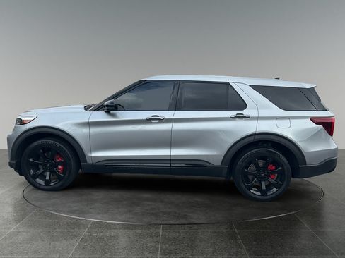 Used 2022 Ford Explorer ST w/ Equipment Group 401A AWD/4WD image 5
