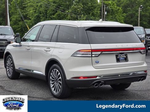 Used 2022 Lincoln Aviator Reserve RWD image 2
