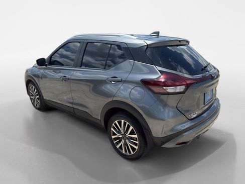 Used 2024 Nissan Kicks SV FWD image 4