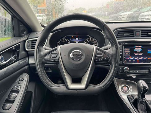 Used 2022 Nissan Maxima Platinum w/ Sport Mat Group image 12