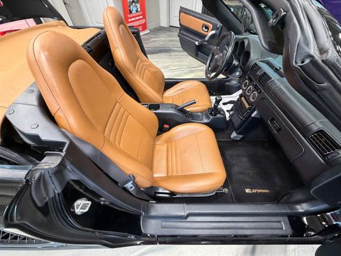 Used 2001 Toyota MR2 RWD image 33