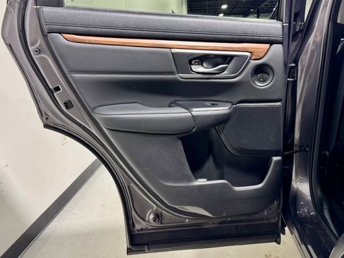Used 2020 Honda CR-V Touring image 27