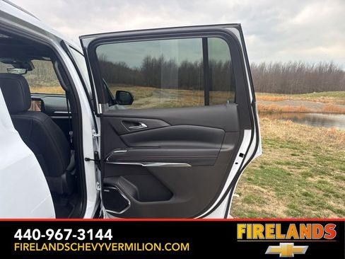 New 2026 Chevrolet Traverse RS image 45