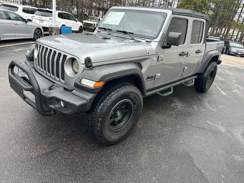 Used 2020 Jeep Gladiator Sport w/ Quick Order Package 24S image 2