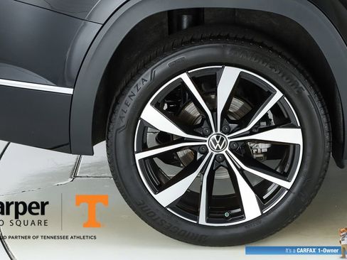 Used 2025 Volkswagen Atlas SEL Premium R-Line AWD/4WD image 13