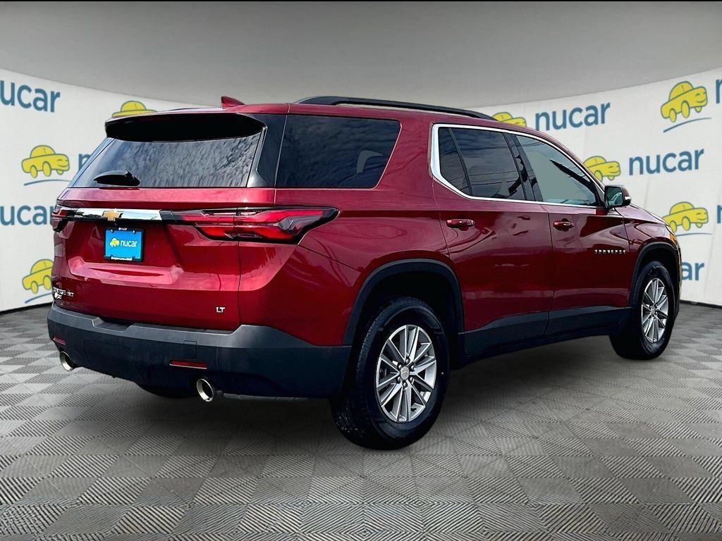 Used 2023 Chevrolet Traverse LT AWD/4WD image 6