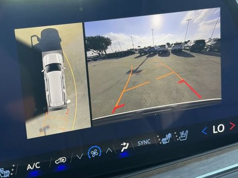 New 2026 Chevrolet Suburban High Country image 15