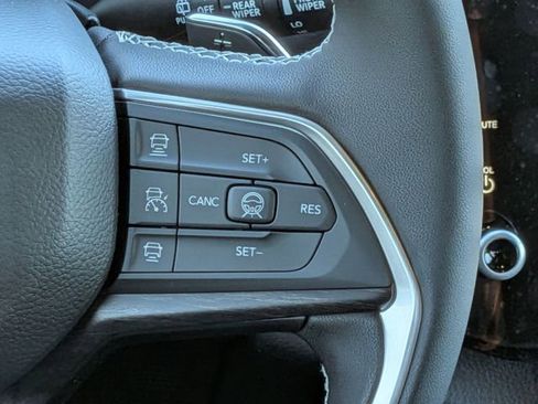 New 2026 Jeep Grand Cherokee Limited image 20