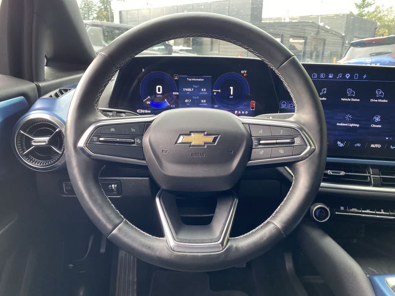 Used 2024 Chevrolet Equinox EV LT AWD/4WD image 19