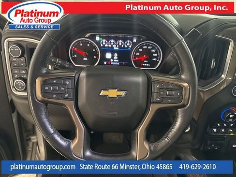 Used 2022 Chevrolet Silverado 2500 High Country w/ Technology Package AWD/4WD image 15