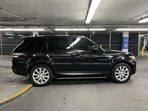 Used 2016 Land Rover Range Rover Sport HSE image 39