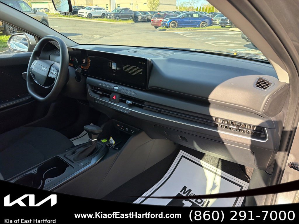 Used 2026 Kia K4 FWD image 11