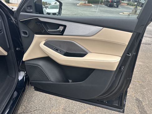 Certified 2023 Acura MDX SH-AWD w/ Technology Package image 16