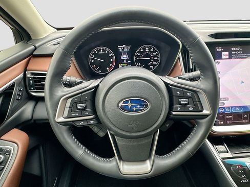 Used 2021 Subaru Outback Touring w/ Popular Package #2 image 12