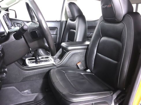Used 2019 Chevrolet Colorado ZR2 AWD/4WD image 32