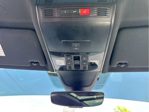 Used 2022 Volkswagen Tiguan SEL R-Line AWD/4WD image 23