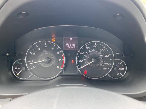 Used 2012 Subaru Outback 2.5i Premium AWD/4WD image 14
