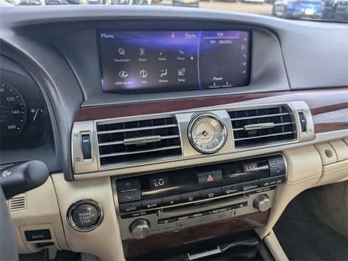 Used 2016 Lexus LS 460 w/ Comfort Package image 27