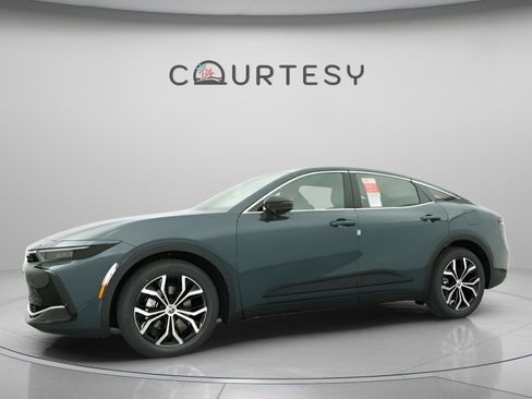 New 2026 Toyota Crown Limited image 4