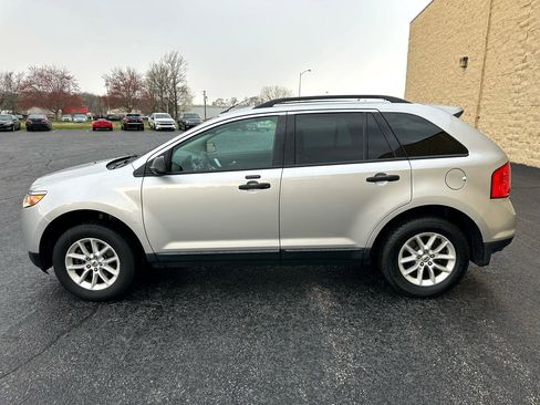 Used 2013 Ford Edge SE image 2