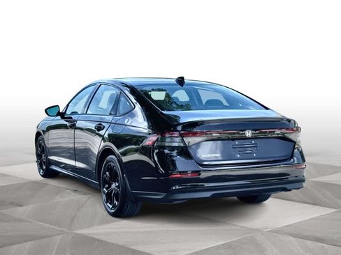 Used 2025 Honda Accord SE image 6
