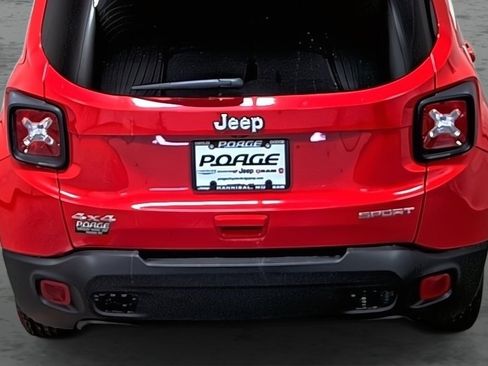 Used 2019 Jeep Renegade Sport w/ Sport Appearance Group image 11