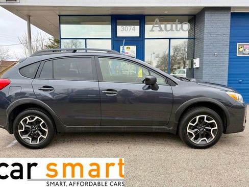 Used 2016 Subaru Crosstrek 2.0i Premium image 1