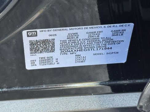 Used 2026 Chevrolet Equinox LT FWD image 37