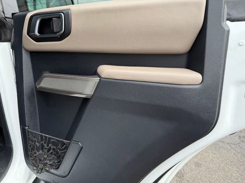 Used 2022 Ford Bronco Wildtrak image 26