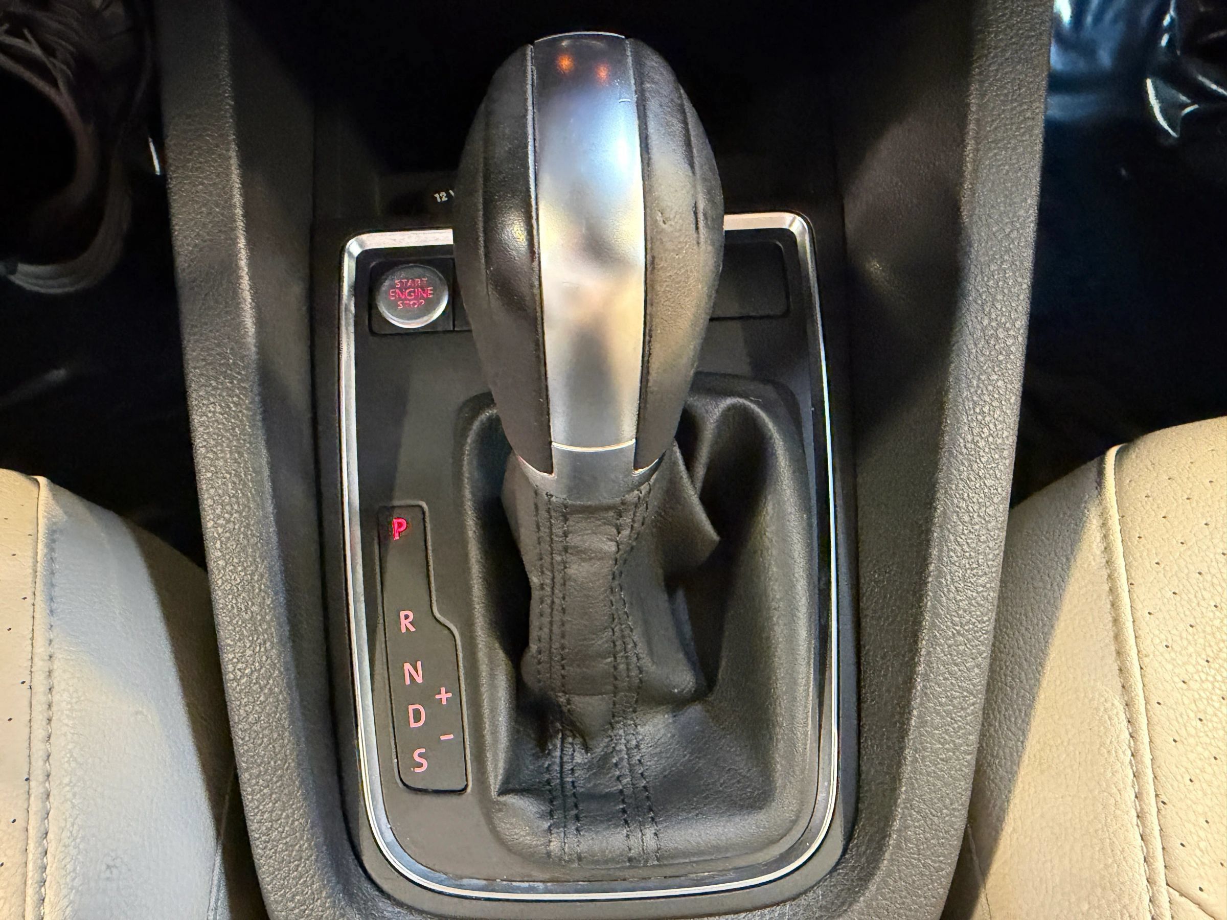Used 2018 Volkswagen Jetta SE FWD image 22