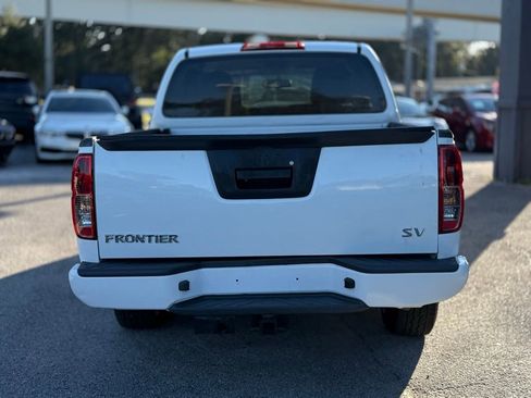 Used 2015 Nissan Frontier SV w/ SV Value Truck Package image 3