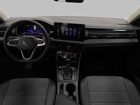 New 2025 Volkswagen Jetta SE image 19