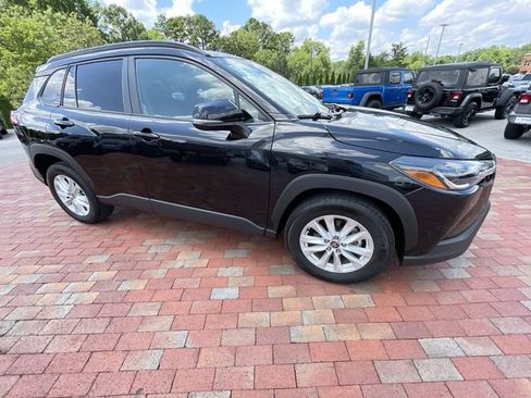 Used 2023 Toyota Corolla Cross LE FWD image 36