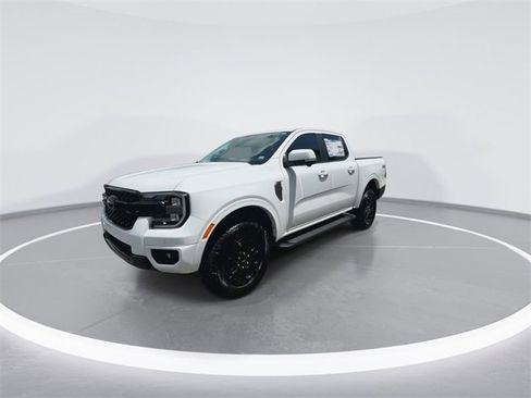 Used 2025 Ford Ranger Lariat w/ FX4 Off-Road Package image 4