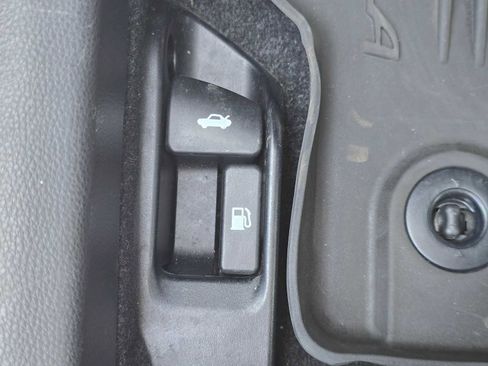 Certified 2022 Toyota Corolla XSE image 28