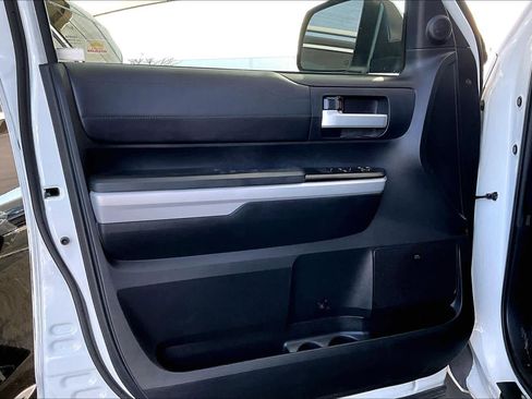 Used 2019 Toyota Tundra Limited image 21