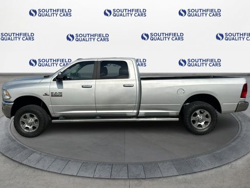 Used 2017 RAM 2500 Big Horn AWD/4WD image 3