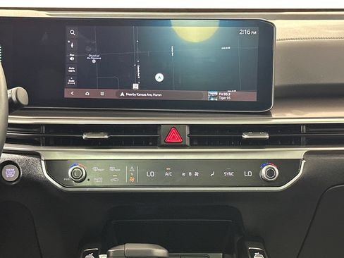 Used 2024 Kia Sorento S w/ Panoramic Sunroof Package AWD/4WD image 29