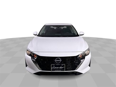 Used 2025 Nissan Sentra S image 3