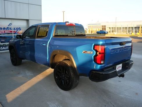 Used 2024 Chevrolet Colorado Z71 w/ Z71 Convenience Package 2 image 35