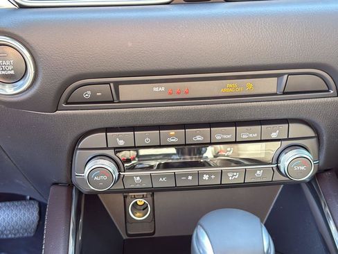 New 2025 MAZDA CX-5 Signature image 15