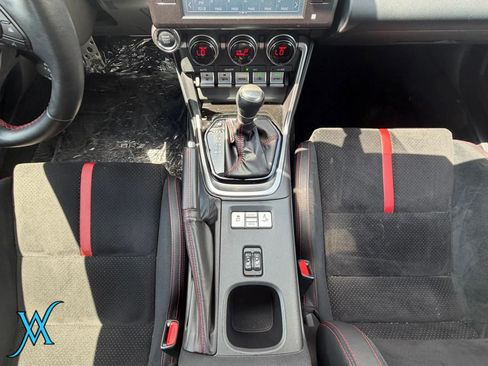 Used 2022 Subaru BRZ Limited RWD image 21